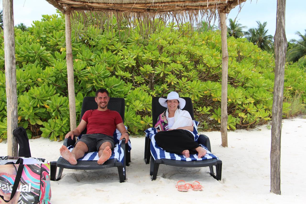 The Castaway Retreat Hotel Feridhoo ภายนอก รูปภาพ